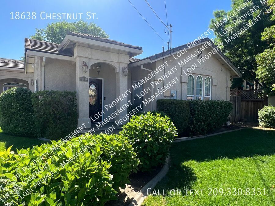 18638 Chestnut St in Woodbridge, CA - Building Photo