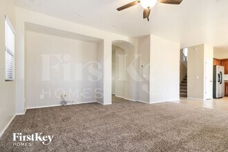 14524 W Evans Dr in Surprise, AZ - Foto de edificio - Building Photo