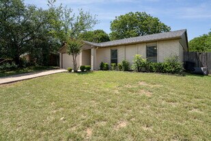 3724 Bridalwreath Dr in Fort Worth, TX - Building Photo