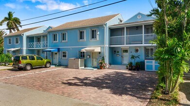 716 Rider Rd in Boynton Beach, FL - Building Photo - Building Photo