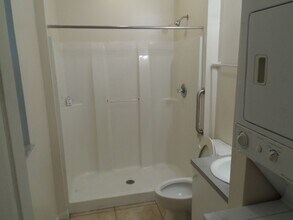 521 Hancock Bridge Pkwy in Cape Coral, FL - Building Photo - Building Photo