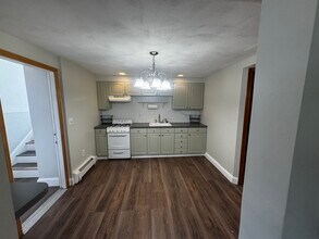 90 Carroll St, Unit 1 in Chelsea, MA - Building Photo - Building Photo
