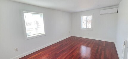 26 W Wyoming Ave in Melrose, MA - Building Photo - Building Photo