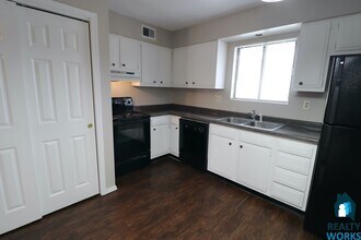 3050 Q St-Unit -Apt. C in Lincoln, NE - Building Photo - Building Photo