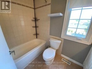 1401 Wonderland Rd N in London, ON - Building Photo - Building Photo