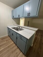 Riverside Apartments in Chico, CA - Building Photo - Building Photo