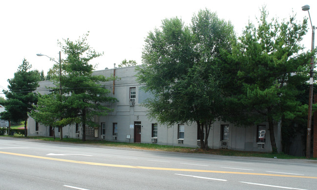 3750 Williamson Rd NW in Roanoke, VA - Foto de edificio - Building Photo