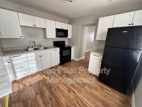 1046 Republic Ave in Columbus, OH - Building Photo - Building Photo