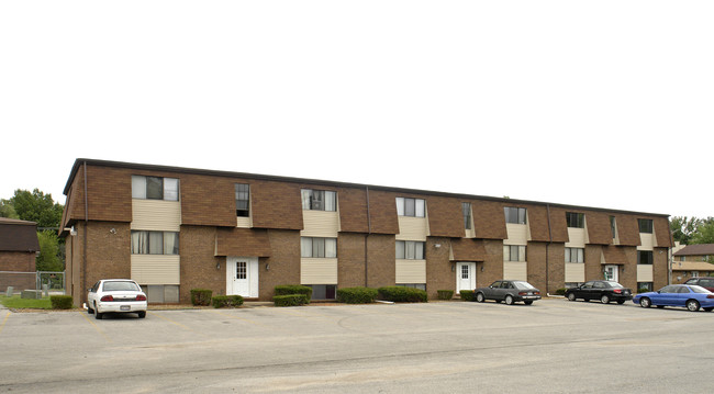 11 Kensington Heights Rd in Belleville, IL - Building Photo - Building Photo