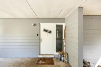 749 NW 34th St in Gainesville, FL - Building Photo - Building Photo