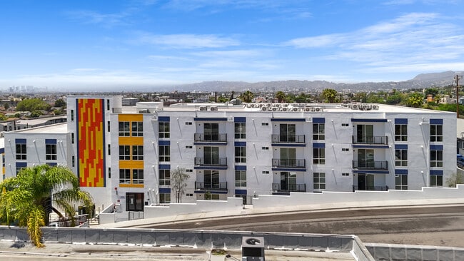 The Rosenell in Los Angeles, CA - Building Photo - Building Photo