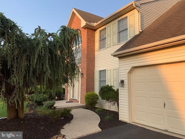 property at 401 Augusta Dr E