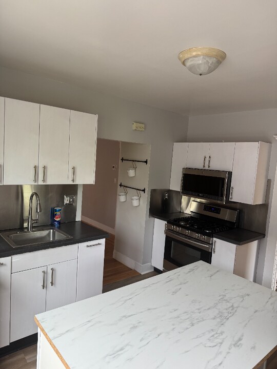 92 Hubinger St in New Haven, CT - Building Photo