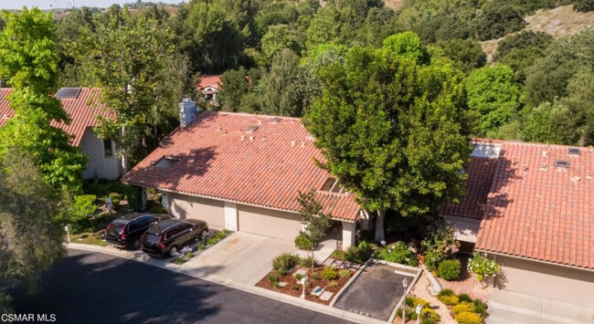 property at 778 N Valley Dr