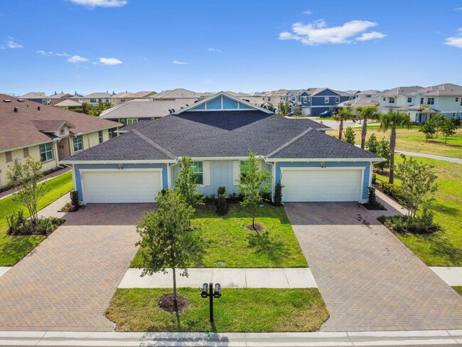 1261 Haywagon Trl in Loxahatchee, FL - Foto de edificio - Building Photo