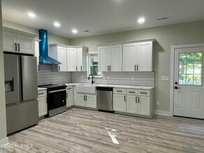 1811 Brown Ave in Burlington, NC - Building Photo - Building Photo