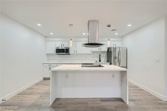 4330 Sandy River Dr in Las Vegas, NV - Building Photo - Building Photo