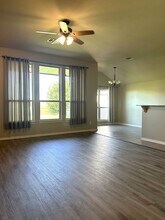 9517 Crooked Creek Ln in Oklahoma City, OK - Building Photo - Building Photo