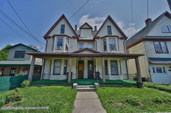 property at 1416 Capouse Ave