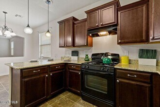 1328-1328 Dominic Anakin Dr in El Paso, TX - Building Photo - Building Photo