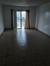 18100 Atlantic Blvd in Sunny Isles Beach, FL - Building Photo - Building Photo