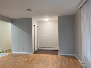 129 Hall St in New Haven, CT - Building Photo - Building Photo