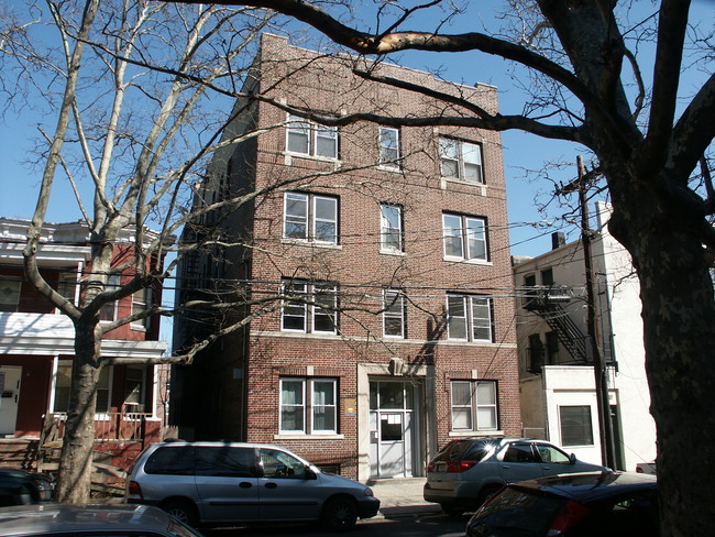 Morton House in Jersey City, NJ - Building Photo - Building Photo