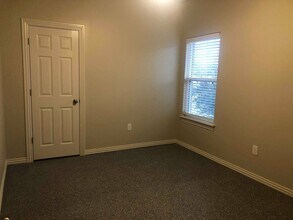 3225-3225 N Emerson St in Enid, OK - Building Photo - Building Photo