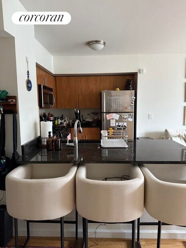 66 W 38th St in New York, NY - Building Photo - Building Photo