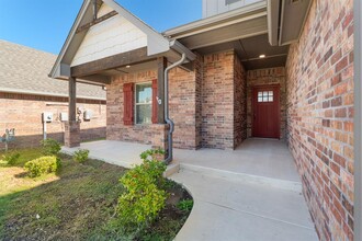 800 Cassandra Ln in Oklahoma City, OK - Building Photo - Building Photo