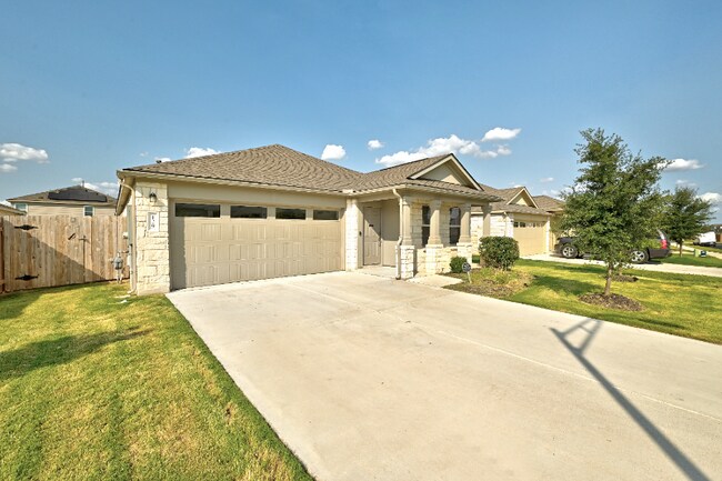 129 Konik Rd in Georgetown, TX - Building Photo - Building Photo