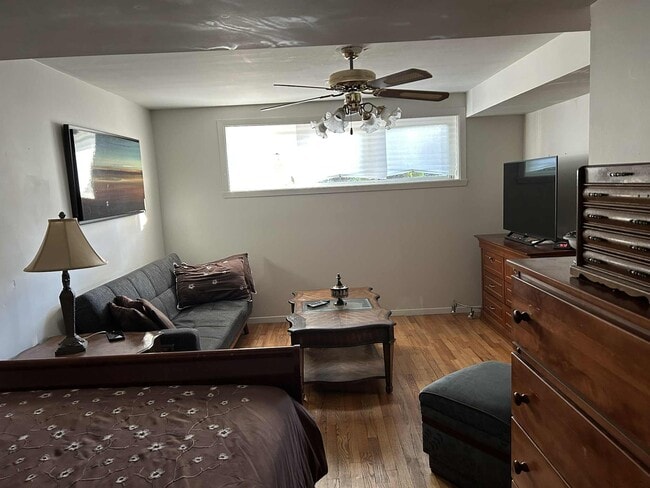 11491 Joseph-Casavant Rue in Montréal, QC - Building Photo - Building Photo