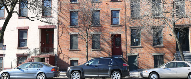 476 Madison Ave in Albany, NY - Foto de edificio - Building Photo