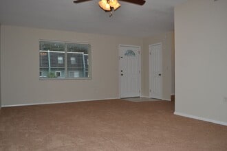 501 SW 75th St in Gainesville, FL - Building Photo - Building Photo