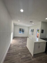 3047 SW 21st St-Unit -3047 in Miami, FL - Building Photo - Building Photo