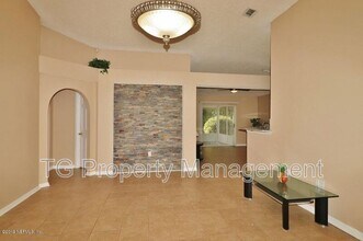11034 Englenook Dr in Jacksonville, FL - Building Photo - Building Photo