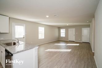 10790 Prusiner Dr in Converse, TX - Building Photo - Building Photo