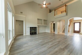311 Saunter Dr in Stafford, TX - Building Photo - Building Photo