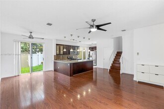 1445 NW 154th Ln in Pembroke Pines, FL - Building Photo - Building Photo
