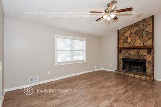 1715 Hickory Grove Trail NW in Acworth, GA - Foto de edificio - Building Photo