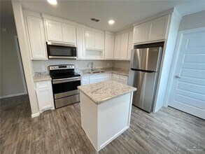 12 Alta Vista Dr in Weslaco, TX - Building Photo - Building Photo