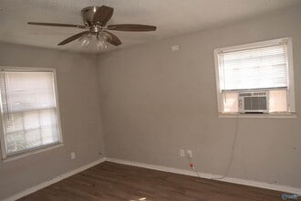 3227 Clopton St SW in Huntsville, AL - Building Photo - Building Photo