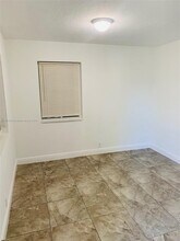 4240 NW 12th Ave in Miami, FL - Building Photo - Building Photo