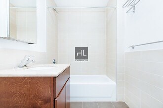 METROPOLITAN AVENUE in Brooklyn, NY - Building Photo - Building Photo