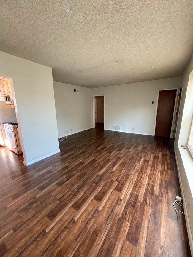 4855 Druid St in Los Angeles, CA - Building Photo - Building Photo