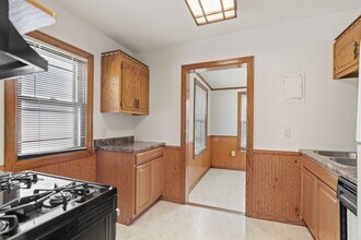 3737 Minnehaha Ave-Unit -1 in Minneapolis, MN - Foto de edificio - Building Photo