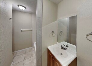 5702 Jefferson St in Hollywood, FL - Foto de edificio - Building Photo