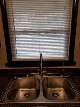 305 Woodview Ave, Unit 305 in Norfolk, VA - Building Photo - Building Photo