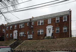 2908-2916 2nd St SE Apartments