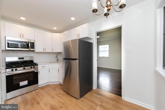 32 Willis Ave in Cherry Hill Township, NJ - Building Photo - Building Photo